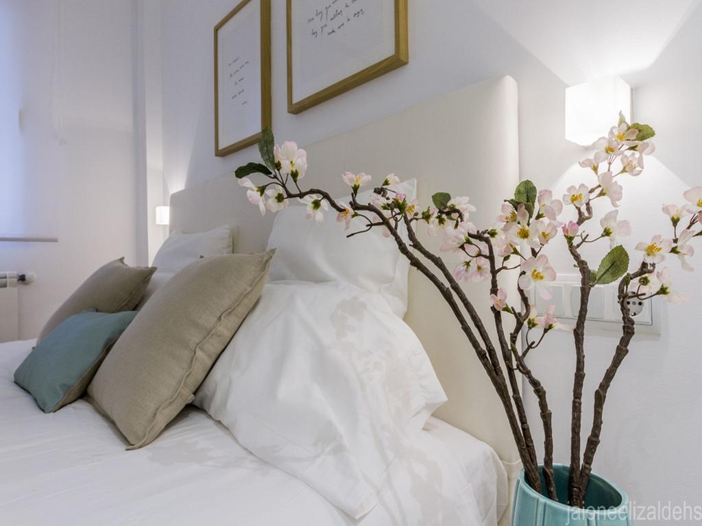 Center Pamplona Apartment ภายนอก รูปภาพ